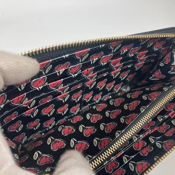 PRADA logo Heart Bicolor Long wallet Zip Around Long Wallet